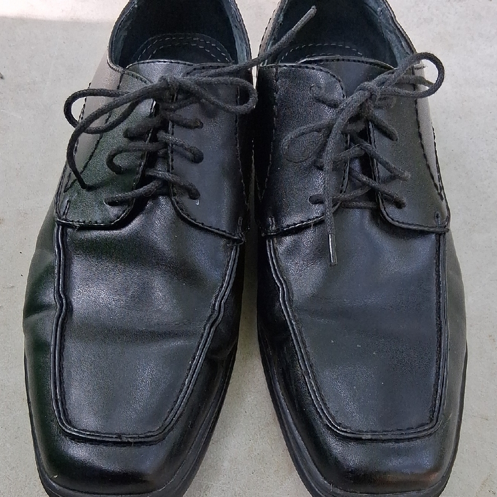 Robert David Black Men's Dress Shoes